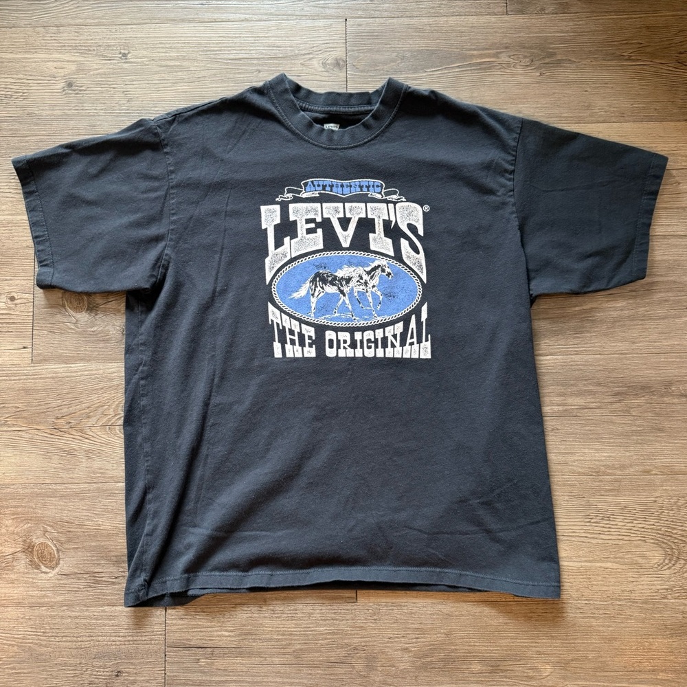 Levi's Black Graphic Tee, Men’s Medium, Vintage Fit, “The Orginal” Authentic